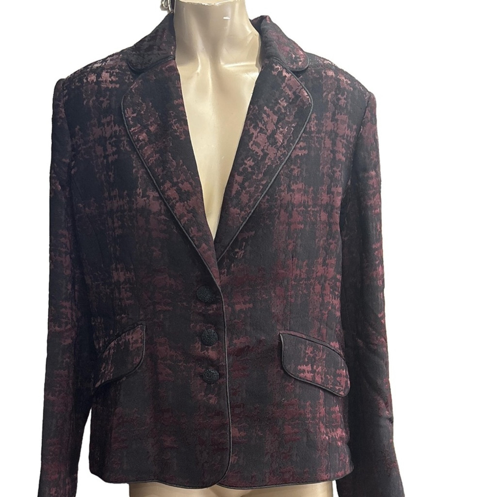 🔴SOLD🔴 Gad-Line Black and Burgundy Blazer